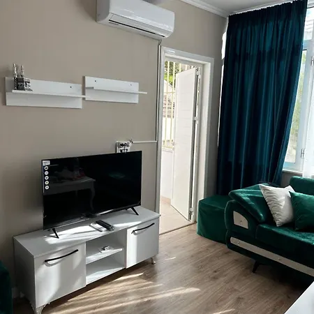 Luxury In The Calmest Area Διαμέρισμα *