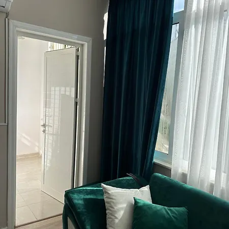 Luxury In The Calmest Area * Τίρανα